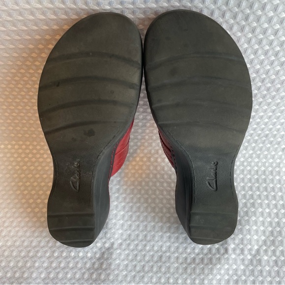 CLARKS Hayla Marina Wine Red Leather Slip-On Comfort Mules Women's Size 8M #721 - Picture 5 of 15